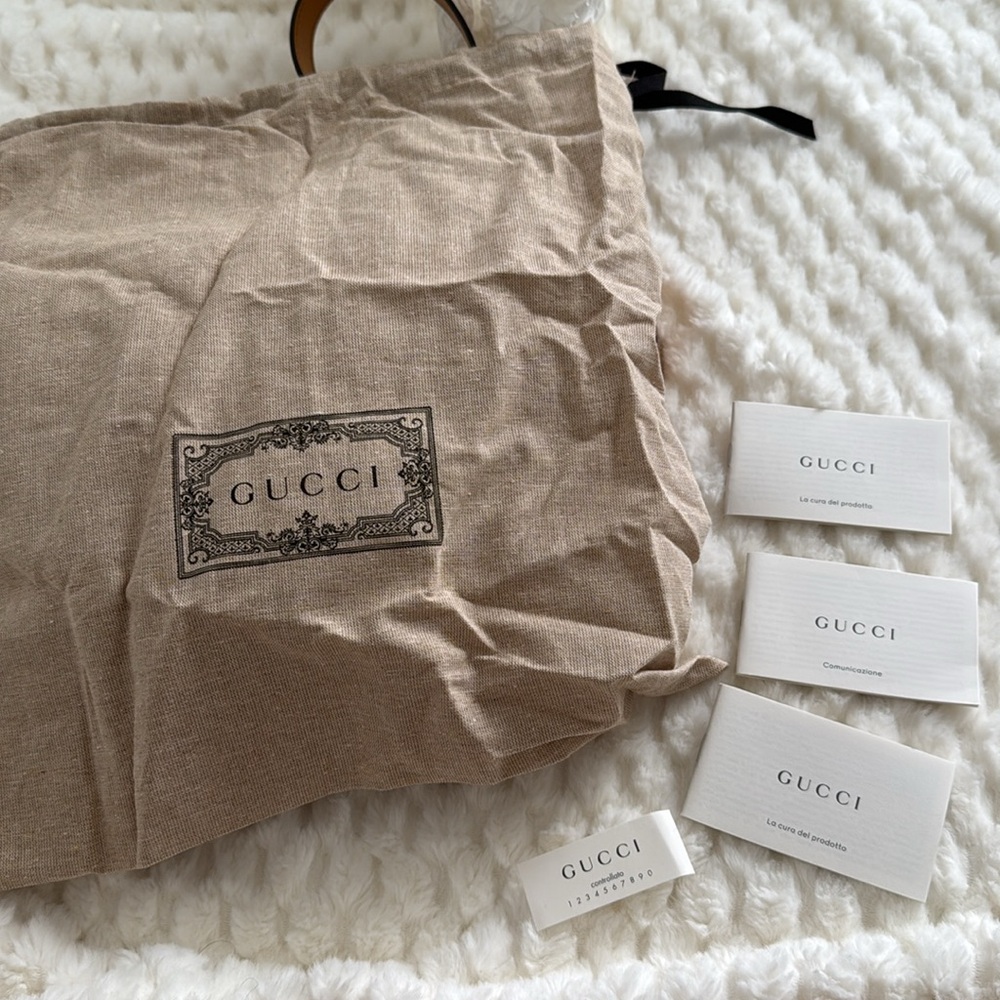Gucci GG Supreme Padlock-644524-Authentic-EUC - Picture 14 of 16
